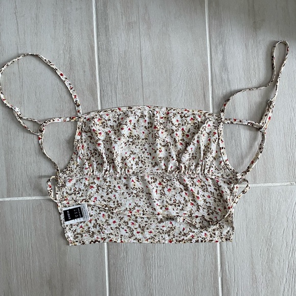 Crop top - Picture 5 of 5